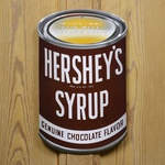 看板 ハーシーズ チョコレートシロップ缶 37cm×22cm