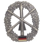 ドイツ軍放出品 記章ピンバッジ 防空砲兵部隊 紋章 ベレー帽用