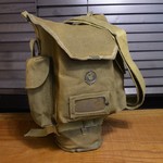イタリア軍放出品 ガスマスクバッグ 肩掛け 縦長