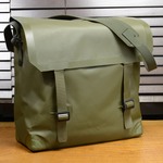オランダ軍放出品 ショルダーバッグ PVC素材 OD 仕切りなし