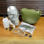 ポーランド軍放出品 ガスマスク MP-4B 専用バッグ付き 給水チューブ・ボトルセット