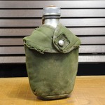 スウェーデン軍放出品 キャンティーンポーチ 保温 ベルトループ付き オリーブドラブ