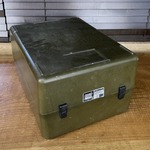 ベルギー軍放出品 輸送コンテナ 40x30cm ウレタンクッション入り
