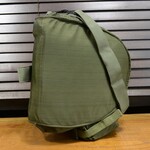 アメリカ軍放出品 ガスマスクバッグ M40 M42 MCU-2/APガスマスク用 ラウンド型 オリーブドラブ
