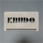 KRUDO カード型 護身用具 チタン製