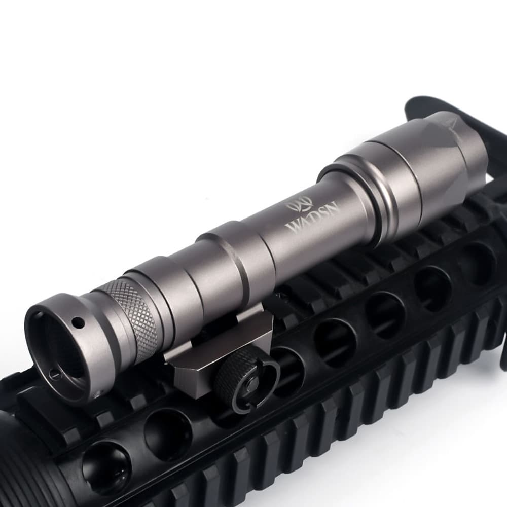 【訳あり商品】WADSN ウエポンライト M600C リモートスイッチ付属 WEX072