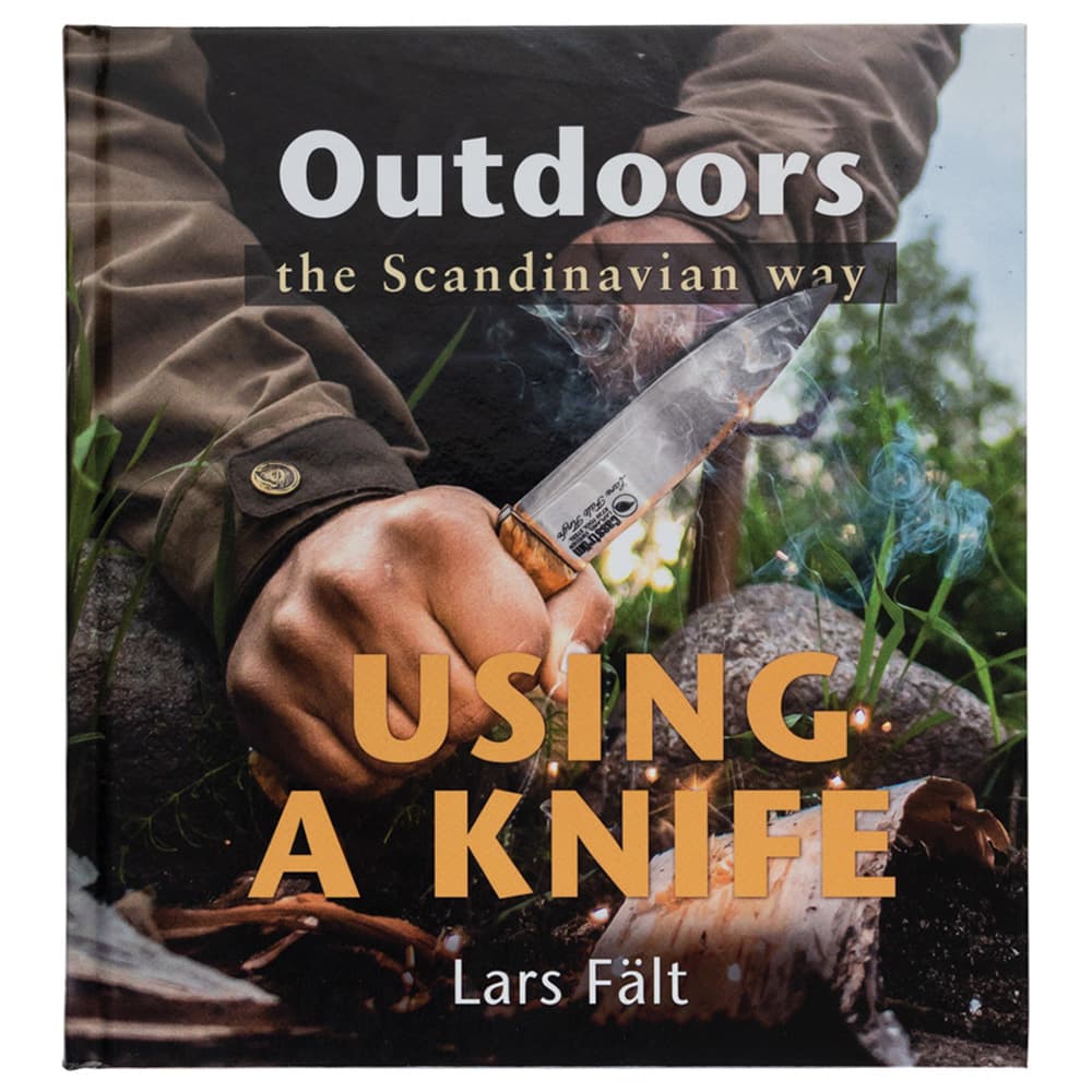 Casstrom ハンドブック Outdoors the Scandinavian Way ナイフの使い方