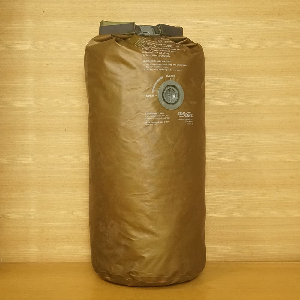 米軍放出品 ドライバッグ ODSEAL LINE/USMC エアパージバルブ付 米海兵隊 56L