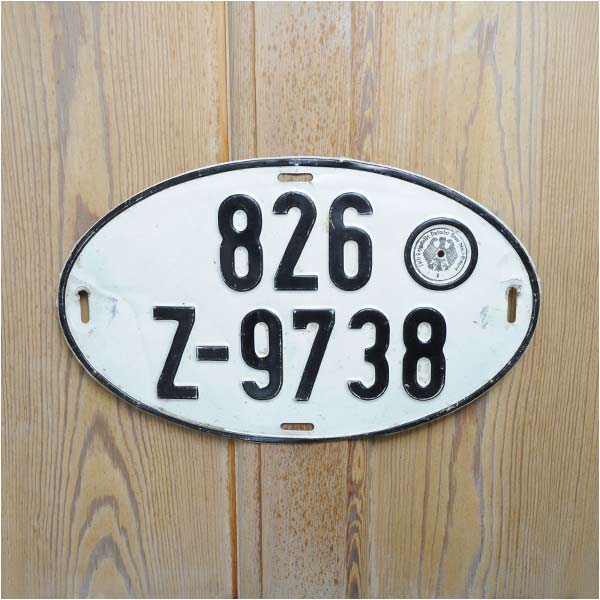 ライセンスプレート ドイツ オーバル Q