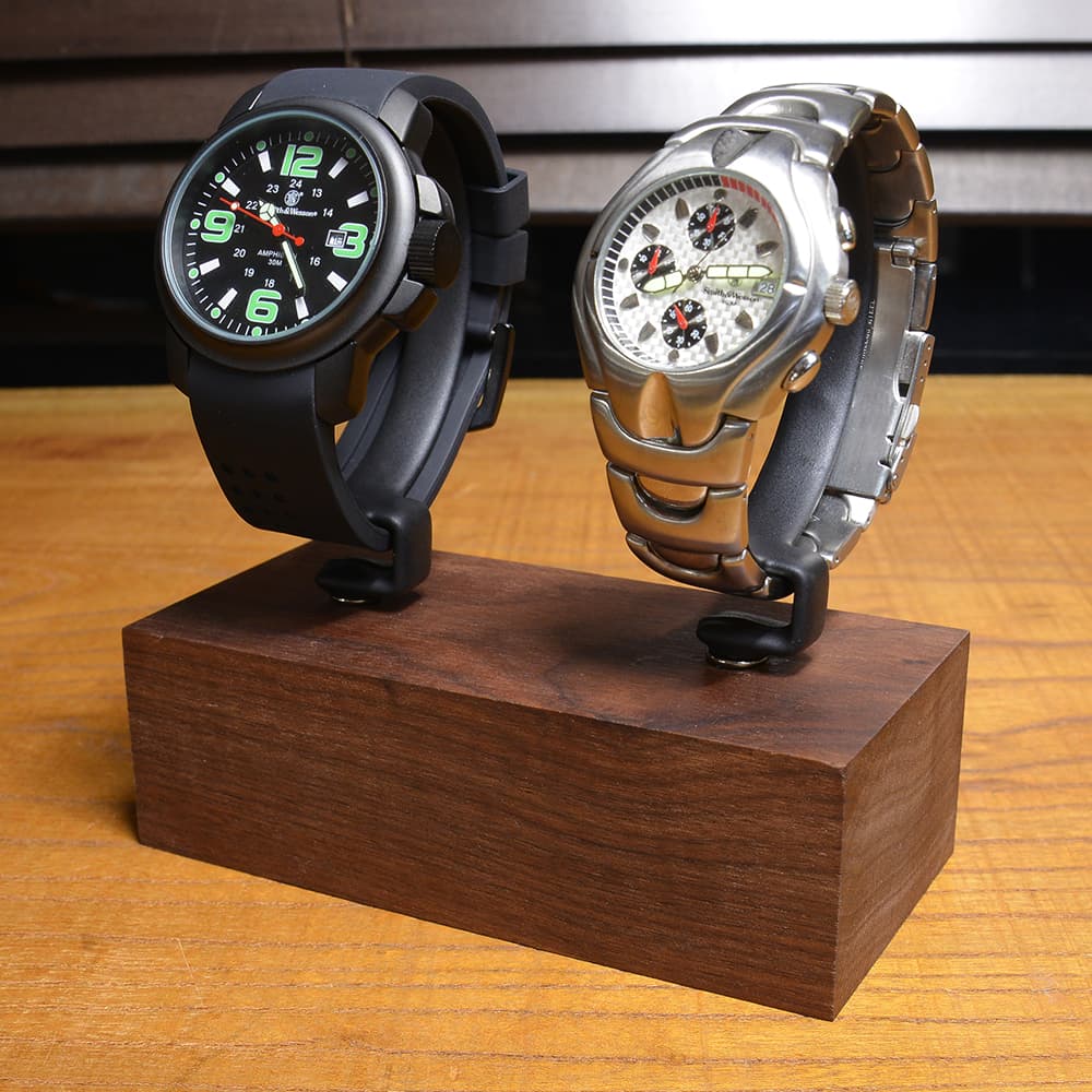 ミリタリーショップ レプマート / 腕時計スタンド 2本用 G型 ウォッチスタンド 木製台座 ウォールナット