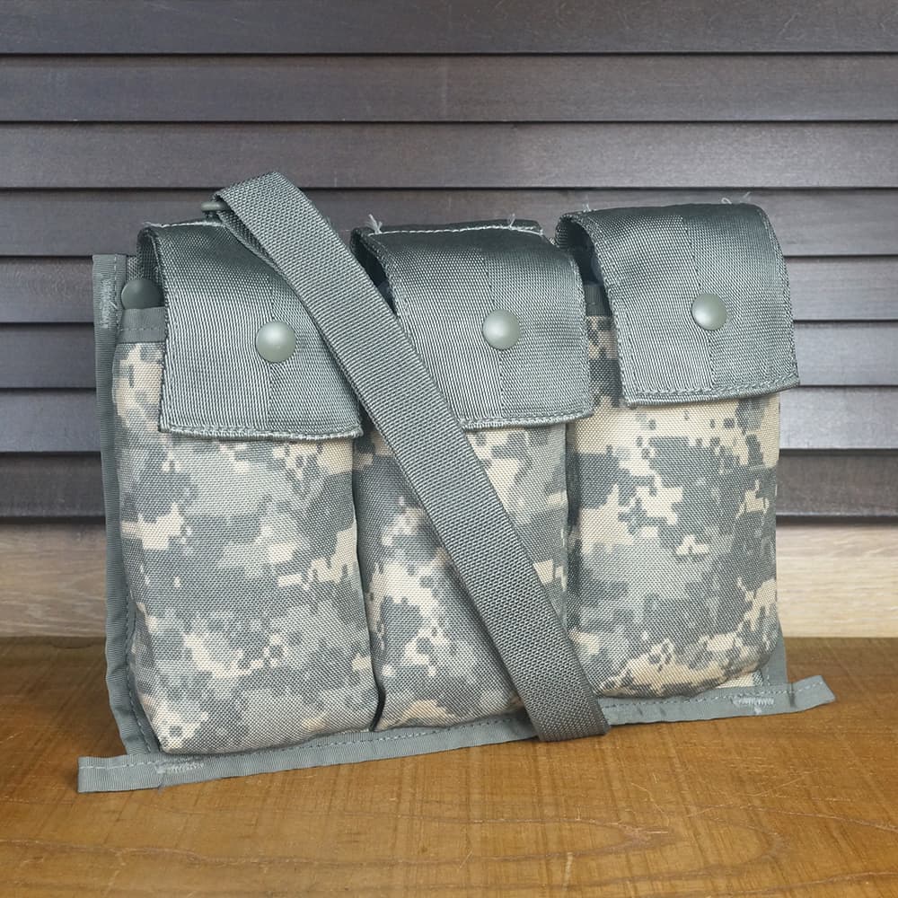 米軍放出品 ライフルマガジンポーチ MOLLE II バンダリア M4/AR15 ACU迷彩 6本収納