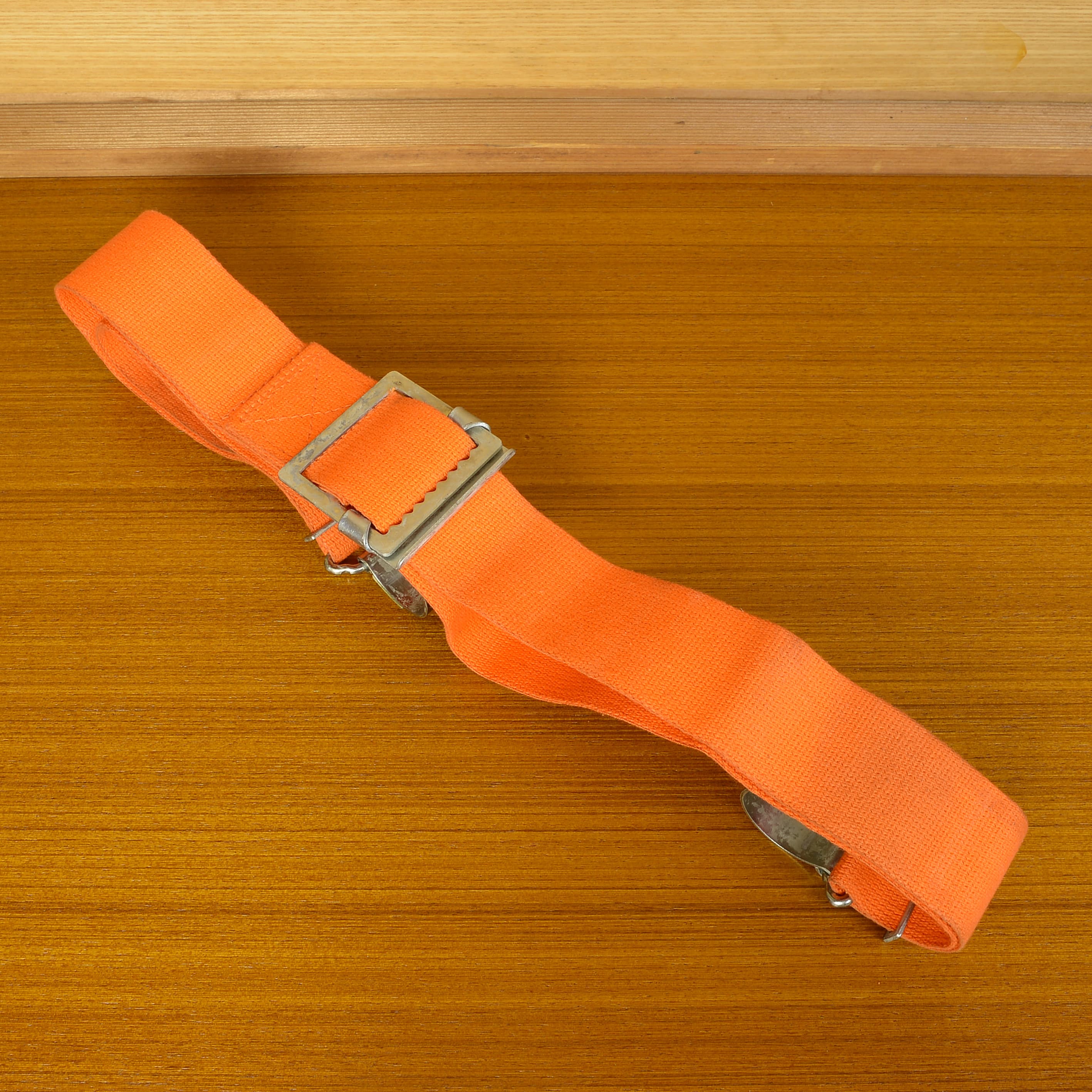 オランダ軍放出品 ラッシングベルト 荷締めベルト バックル式 オレンジ