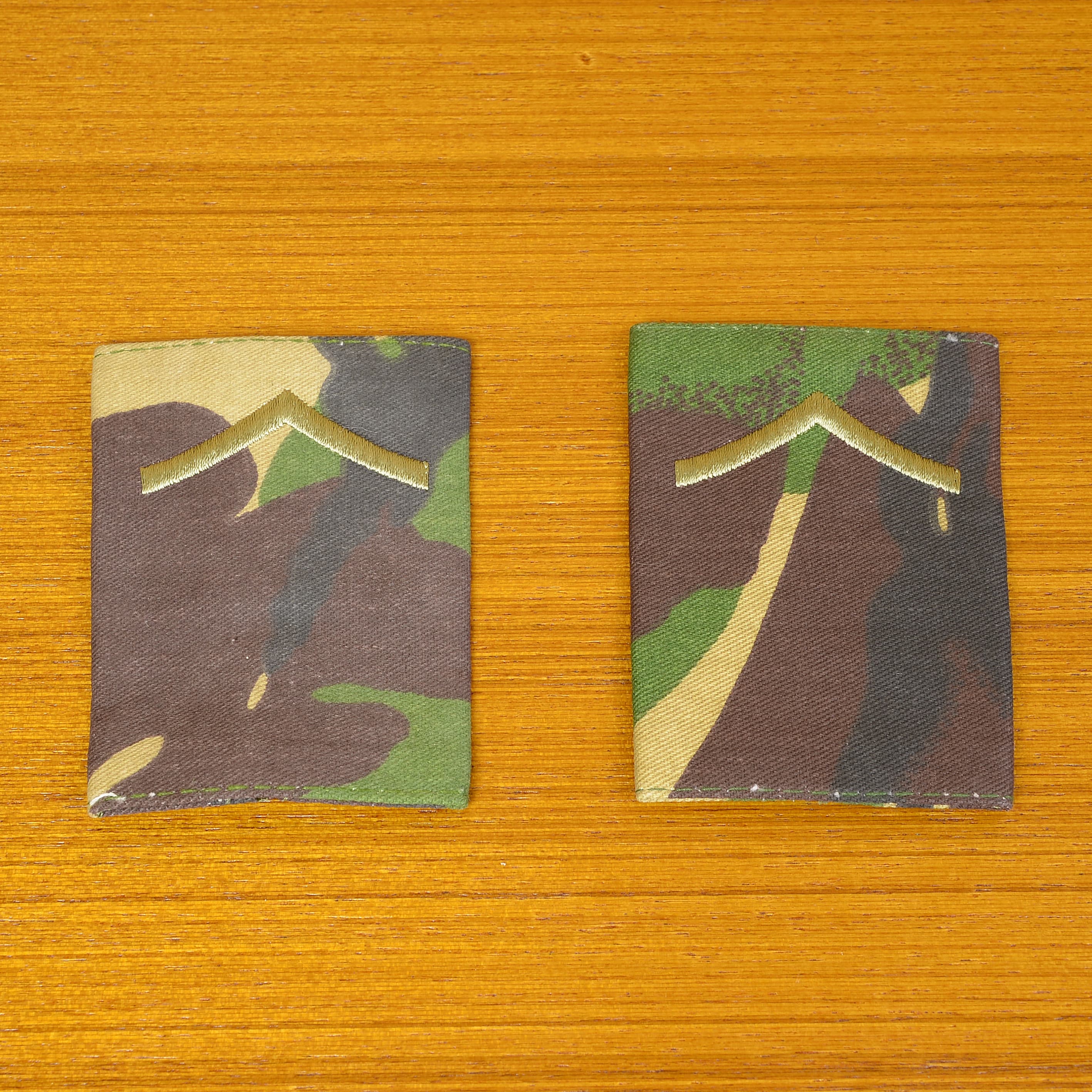 イギリス軍放出品 階級章 伍長補 肩章ループ DPM迷彩 2枚セット