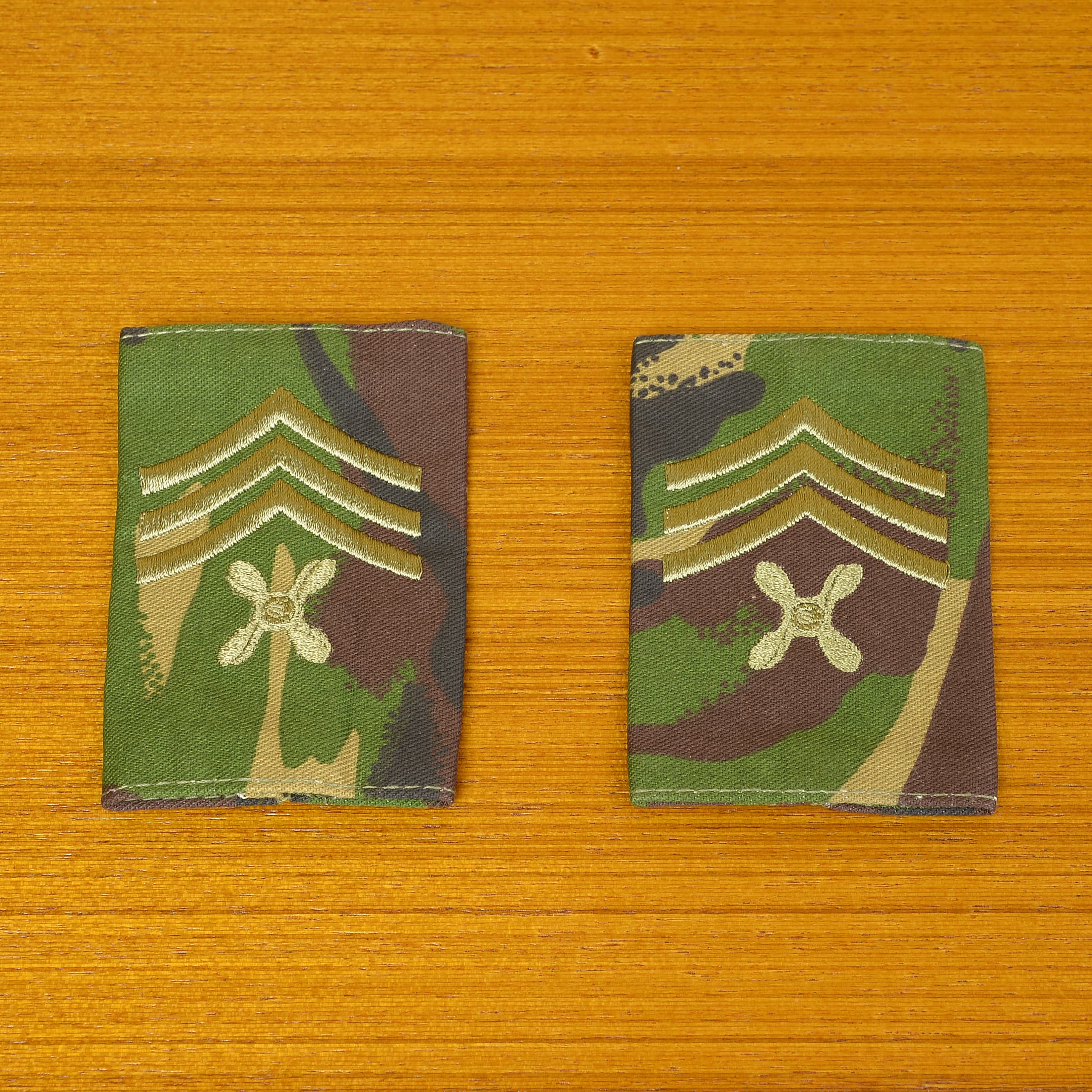 イギリス軍放出品 階級章 航空スペシャリスト(クラス1)  肩章ループ DPM迷彩 2枚セット