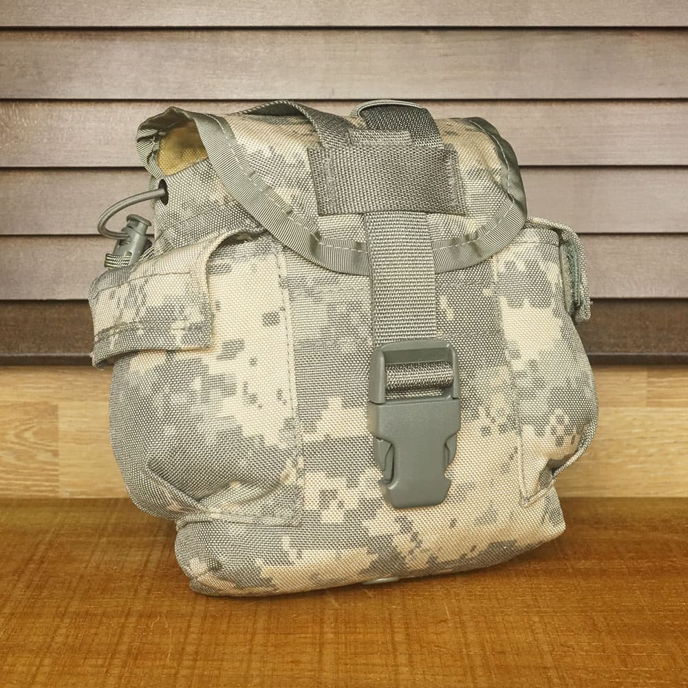 米軍放出品 キャンティーンポーチ MOLLE II 1QT ユーティリティポーチ UCP迷彩