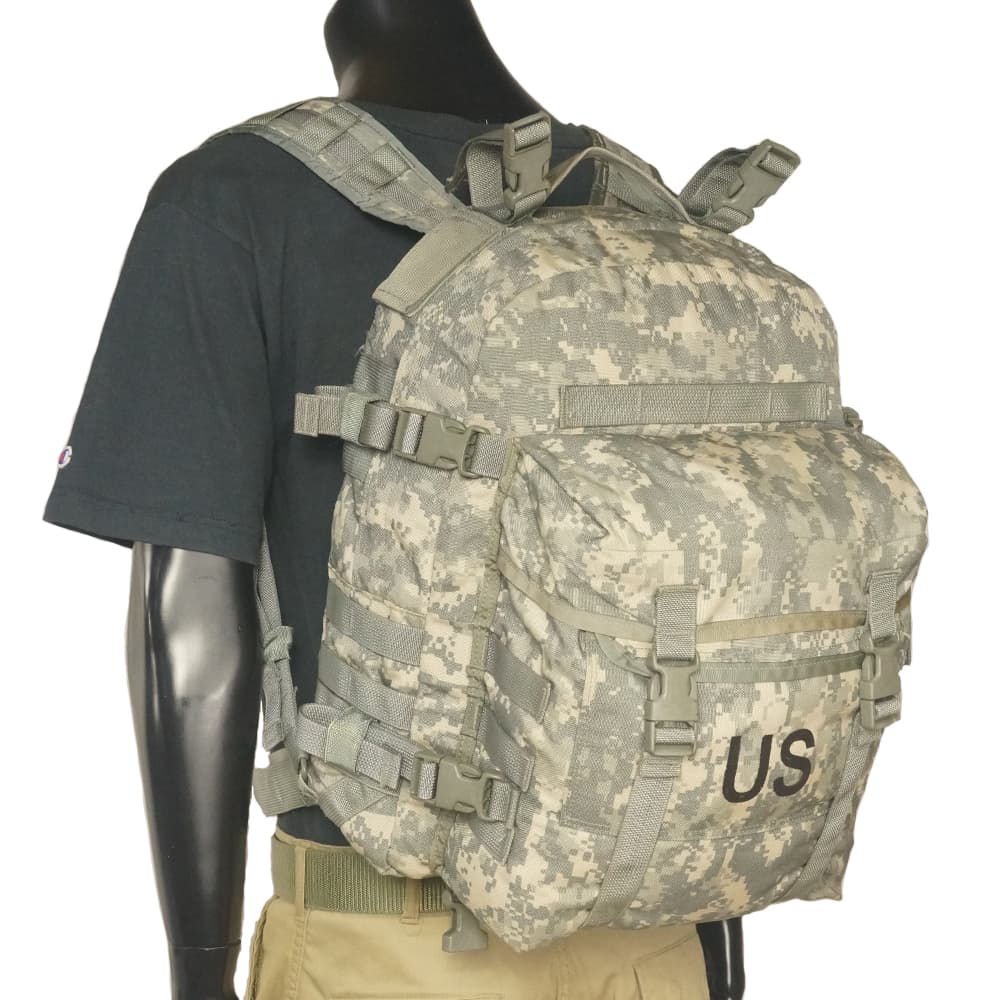 米軍放出品 バックパック MOLLE II アサルトパック ACU迷彩