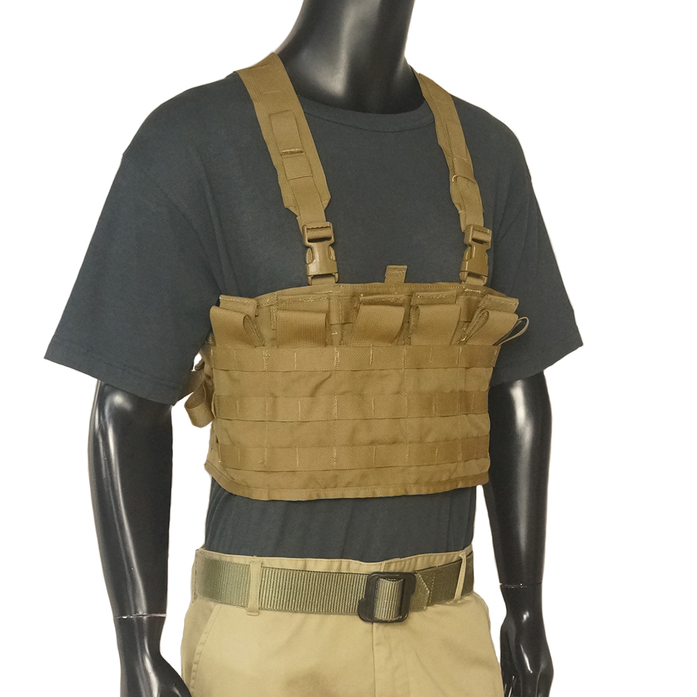 米軍放出品 チェストリグ Tactical Assault Panel コヨーテブラウン マガジン6本収納