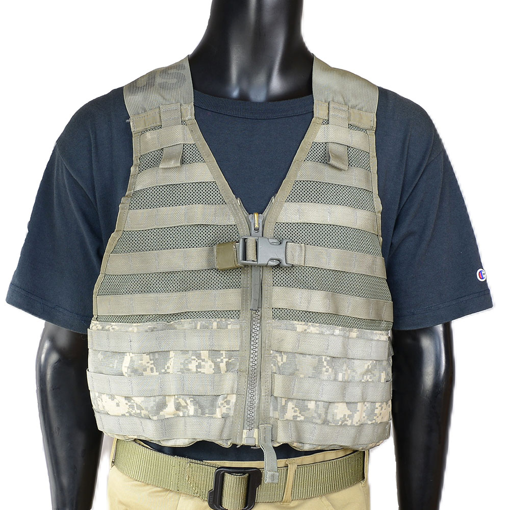 米軍放出品 FKCベスト ACU迷彩 UCPパターン MOLLE II
