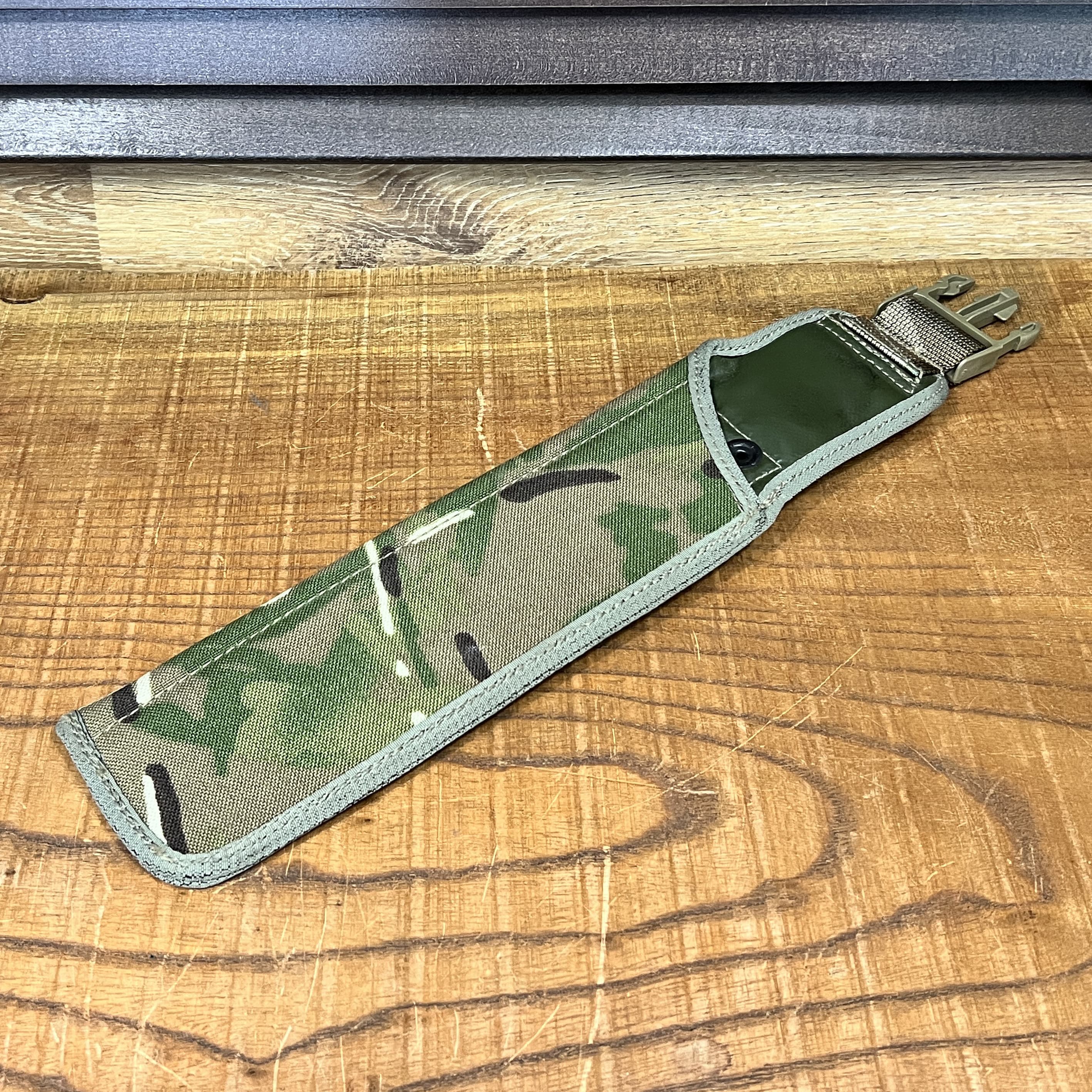 イギリス軍放出品 バヨネットフロッグシース  MTP迷彩 PLCE シース