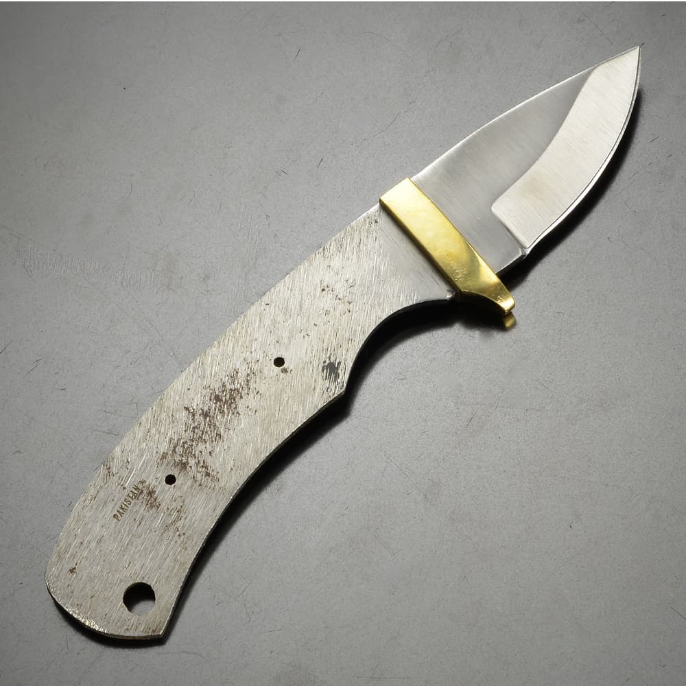 ミリタリーショップ レプマート / Knifemaking ナイフブレード 真鍮製ガード付き ドロップポイント 小サイズ BL087