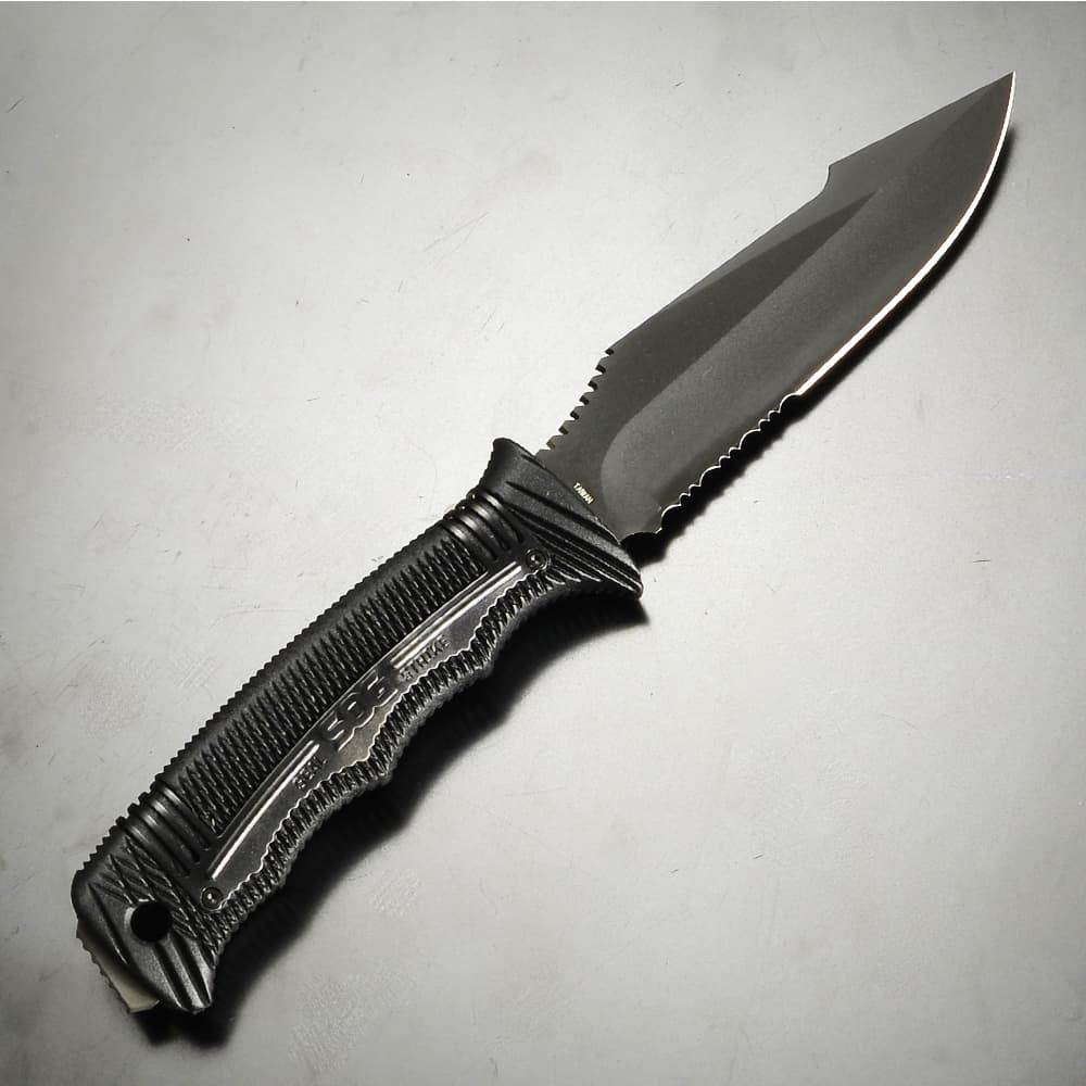 Sog Seal strike black SS1003