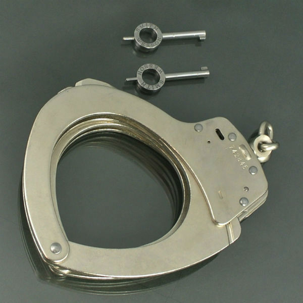 米国製手錠 Smith & Wesson M300ー1