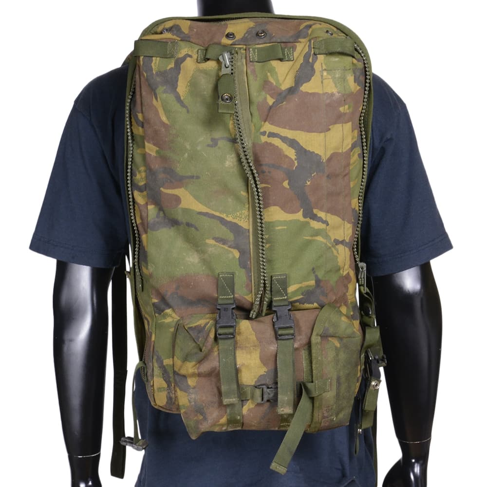 イギリス軍放出品 ラジオキャリア DPM迷彩 リュックサック
