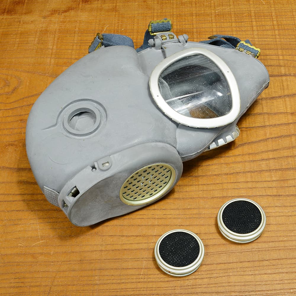 ポーランド軍放出品 ガスマスク MP-4 専用バッグ付き ミリタリー