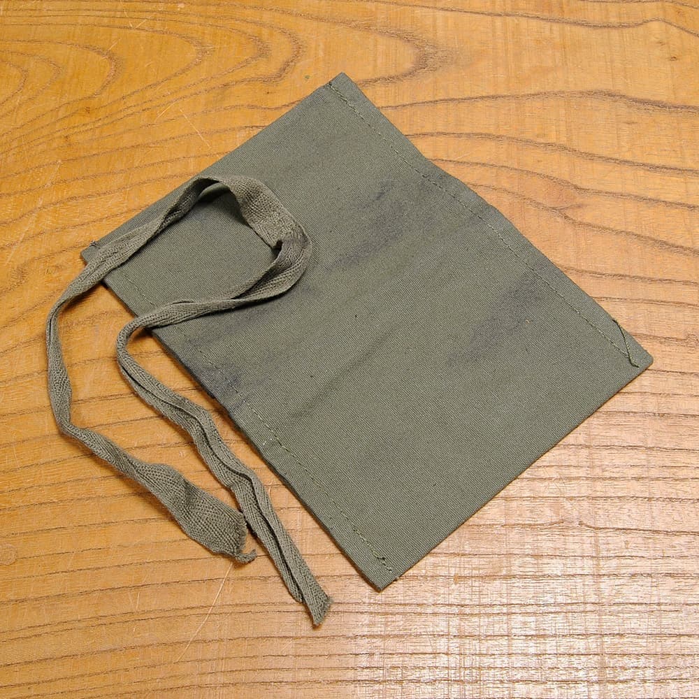 ドイツ軍放出品 ソーイングキットポーチ 裁縫セット収納袋 コットン製