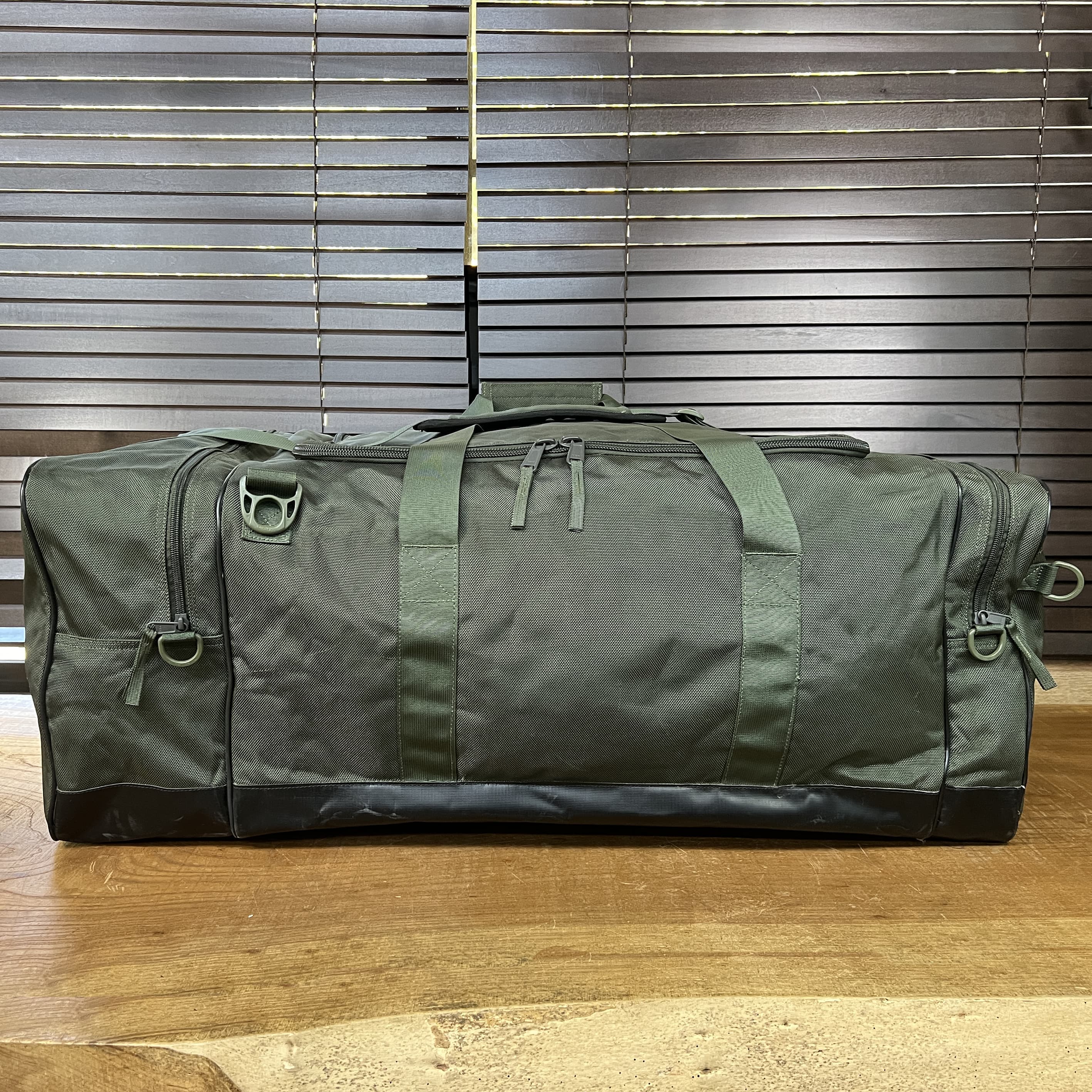 フランス軍放出品 ダッフルバッグ FELIN輸送バッグ 80L | ミリタリー