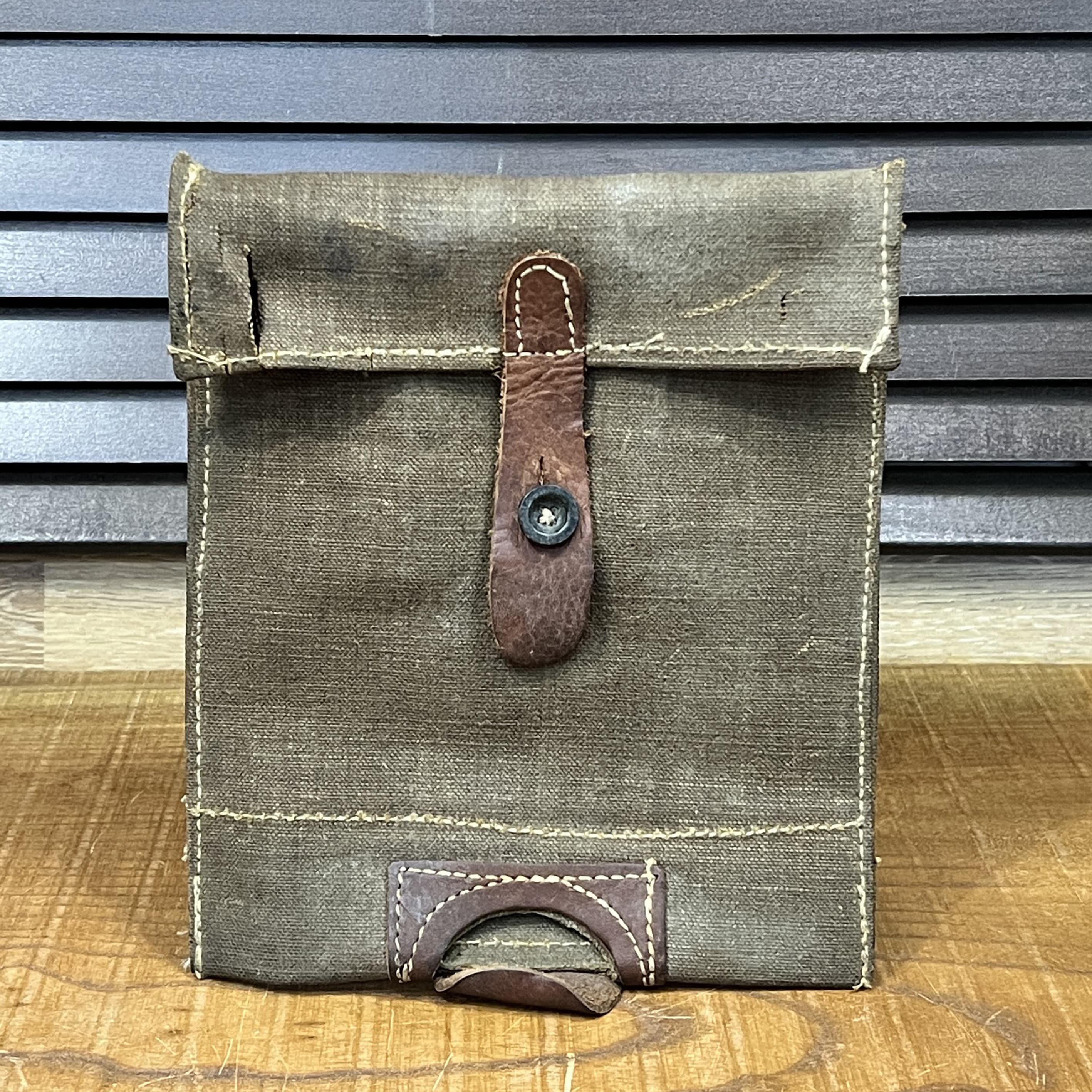 ハンガリー軍放出品 スコップカバー 帆布 折りたたみシャベル用
