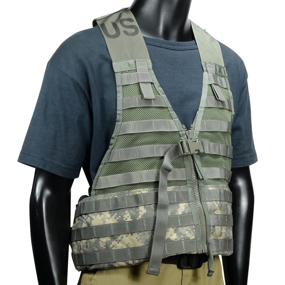 hunter UCP迷彩 タクティカルベスト MOLLEシステム 米軍放出品 タクティカルベスト MOLLE II Fighting Load Carrier ACU