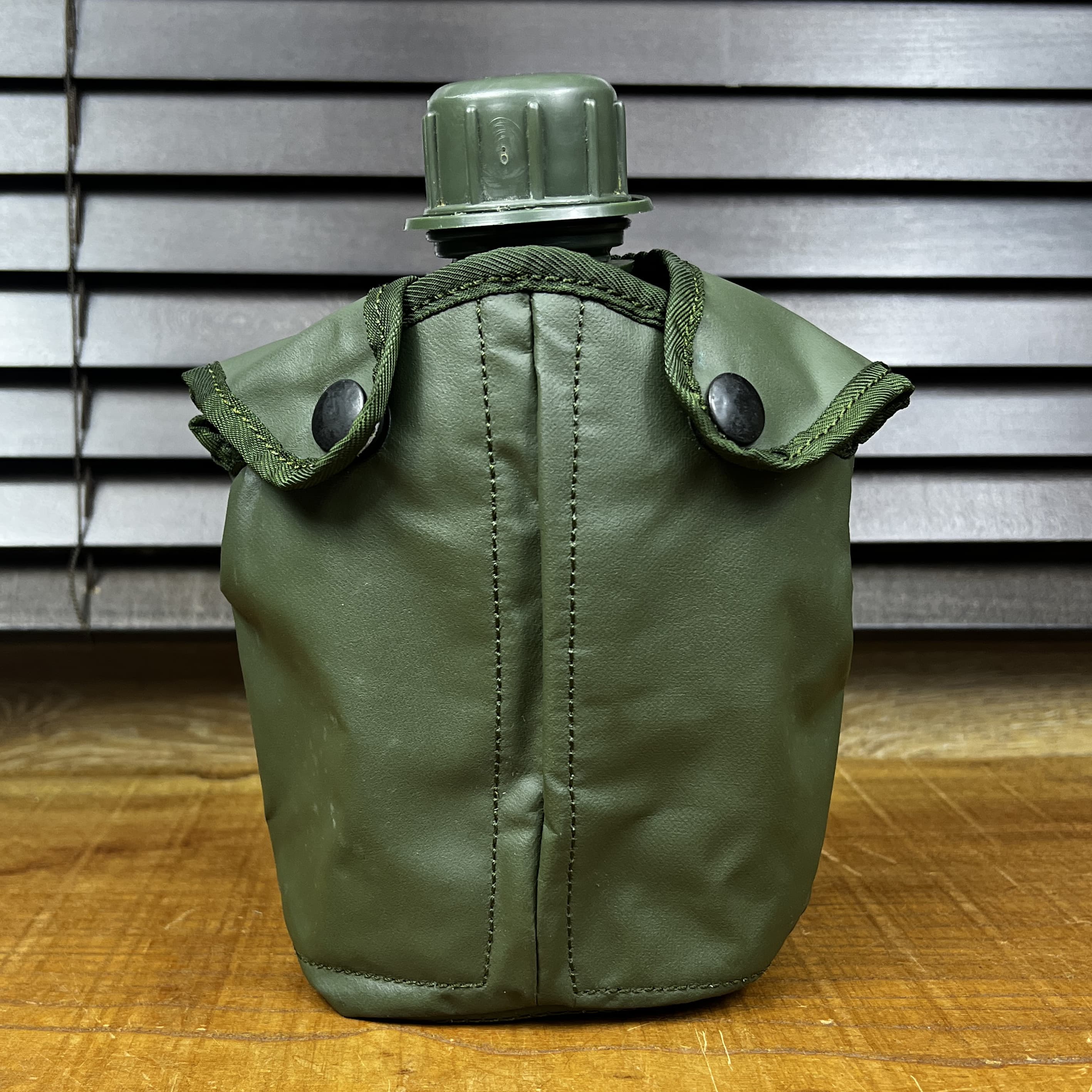 オランダ軍放出品 キャンティーンカバー OD アリスシステム対応