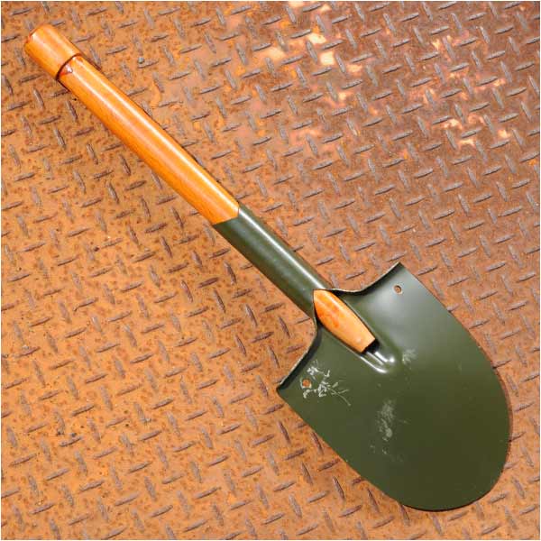 スコップ オリーブドラブ 木製ハンドル | ミリタリーショップ レプマート