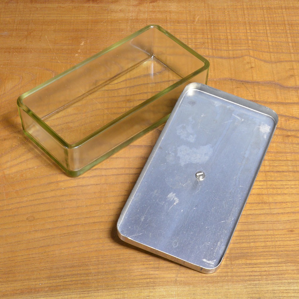 ドイツ軍放出品 バターケース ガラス製ふた付き容器 | ミリタリー