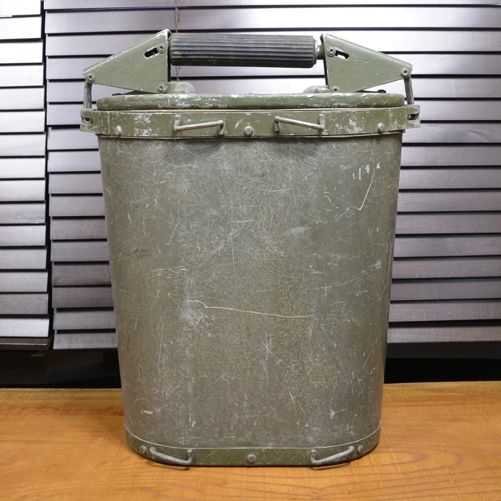 スウェーデン軍放出品 保温コンテナ 食糧運搬 10L用 スチール製