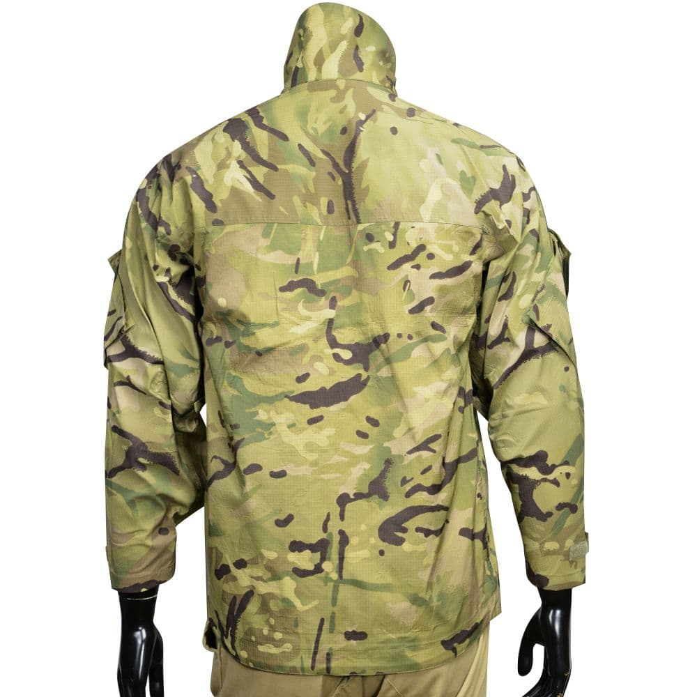 イギリス軍放出品 フィールドジャケット MTP迷彩柄 ナイロン製 防水