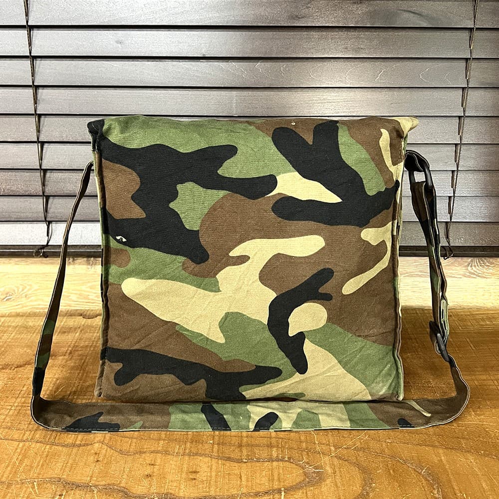 クロアチア軍放出品 ショルダーバッグ コットン製 ウッドランドカモ