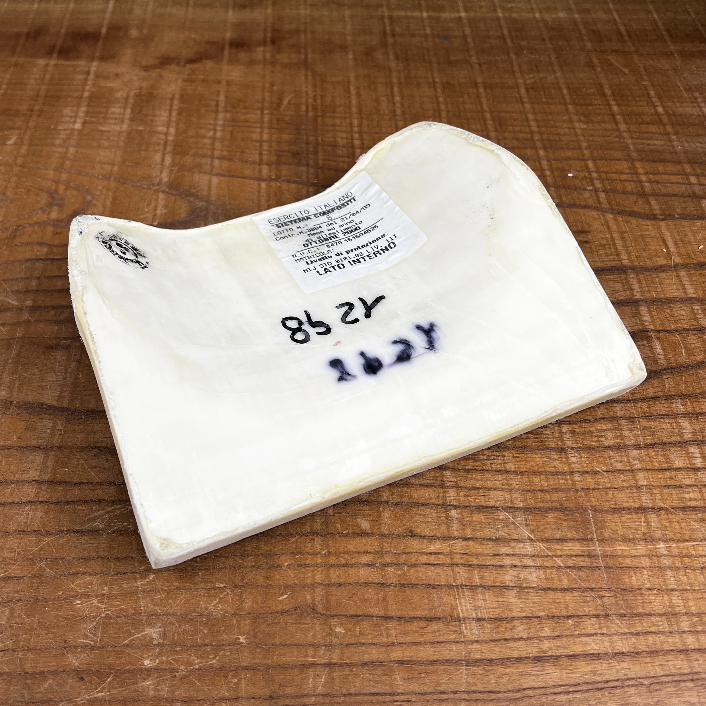 イタリア軍放出品 防弾プレート ケブラー製 | ミリタリーショップ