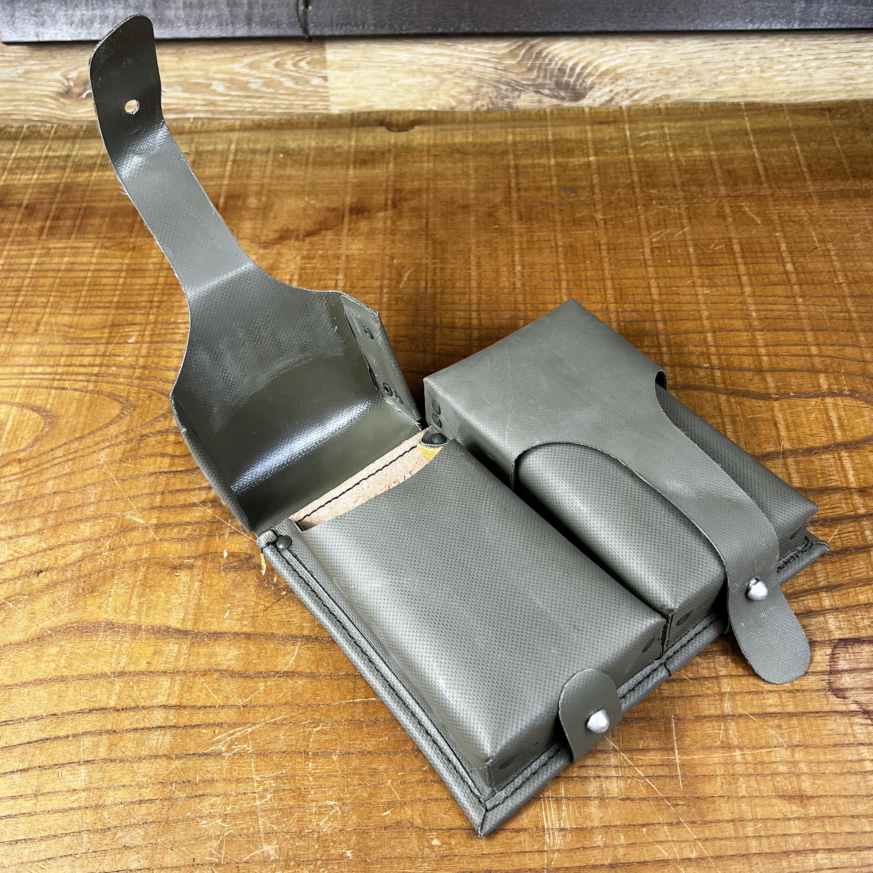 ミリタリーショップ レプマート / ドイツ軍放出品 ダブルマガジン