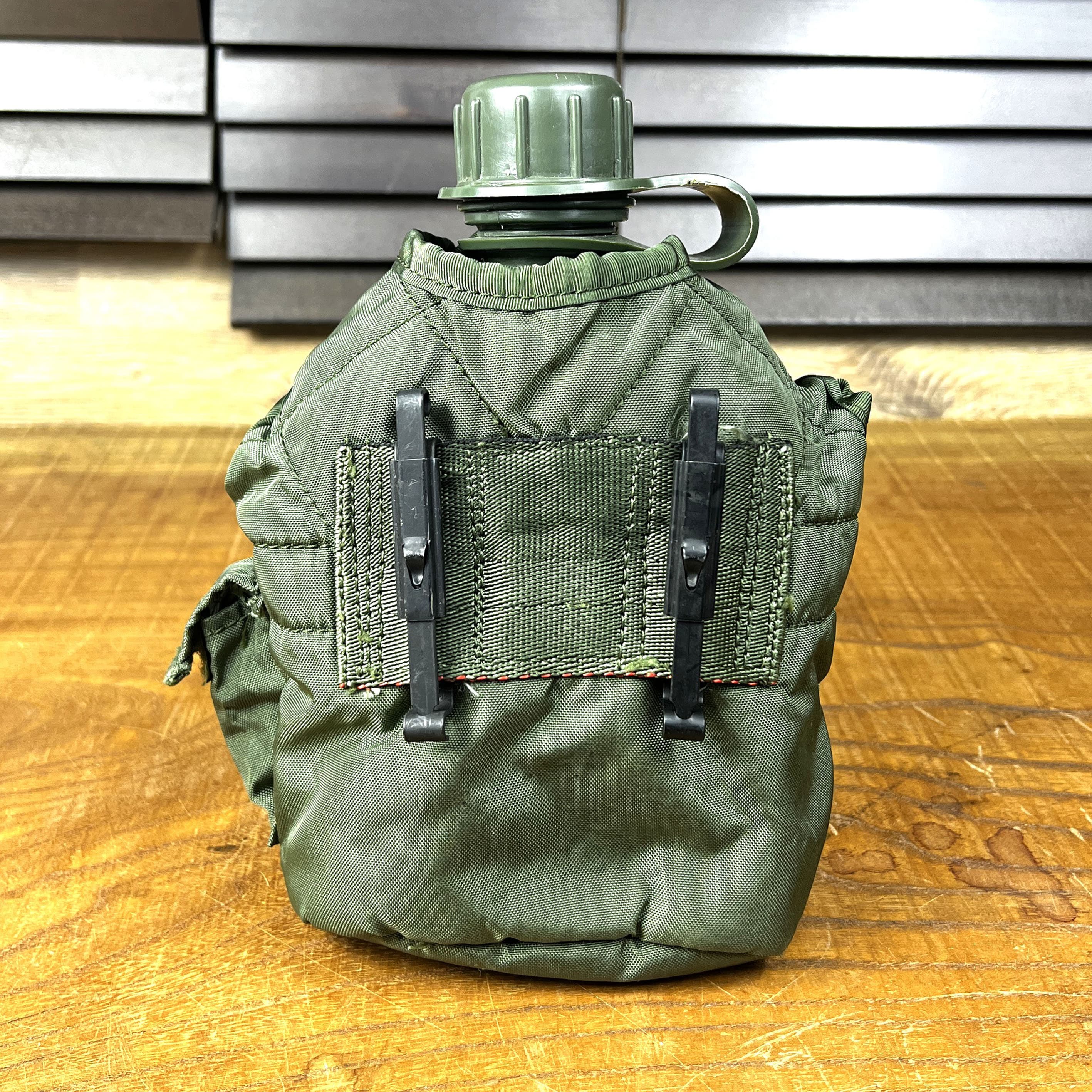 デッドストック？90s 米軍放出品☆水筒 キャンティーン コンバット ミリタリー デッドストック？90s 米軍放出品☆水筒 キャンティーン