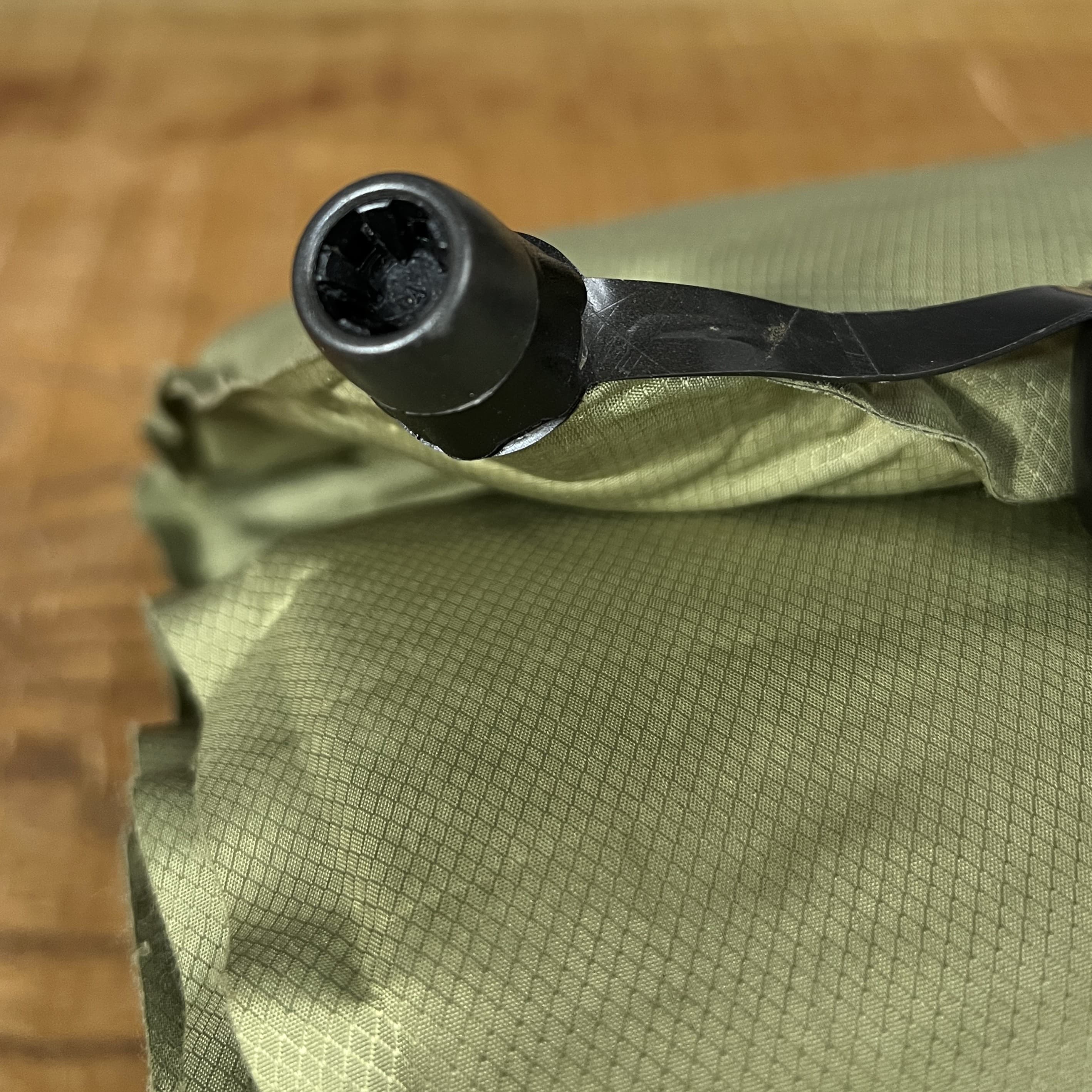 オランダ軍放出品 インフレーターマット 断熱マット OD | ミリタリー