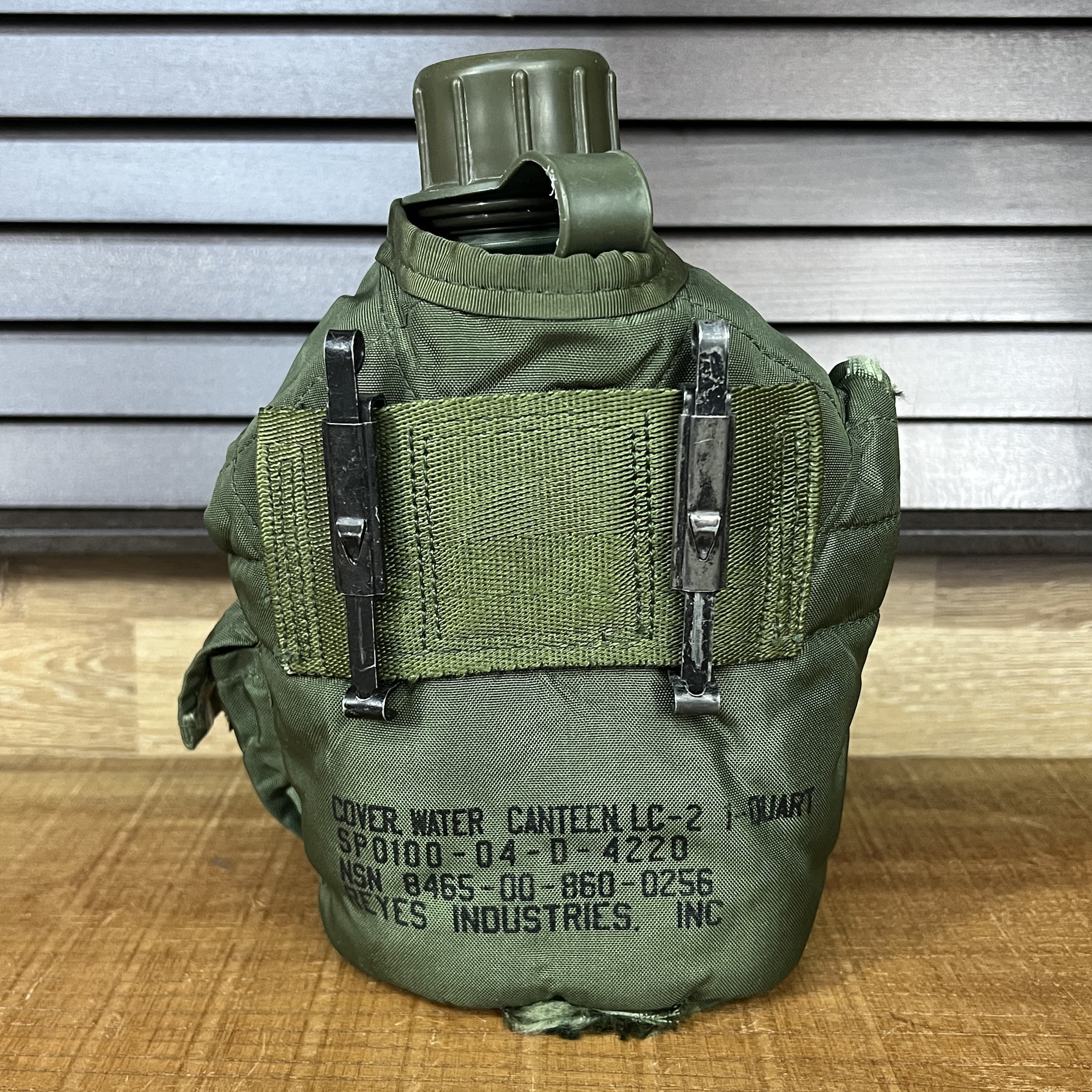 アメリカ軍放出品 水筒 LC-2カバーセット 1QTキャンティーン付き OD