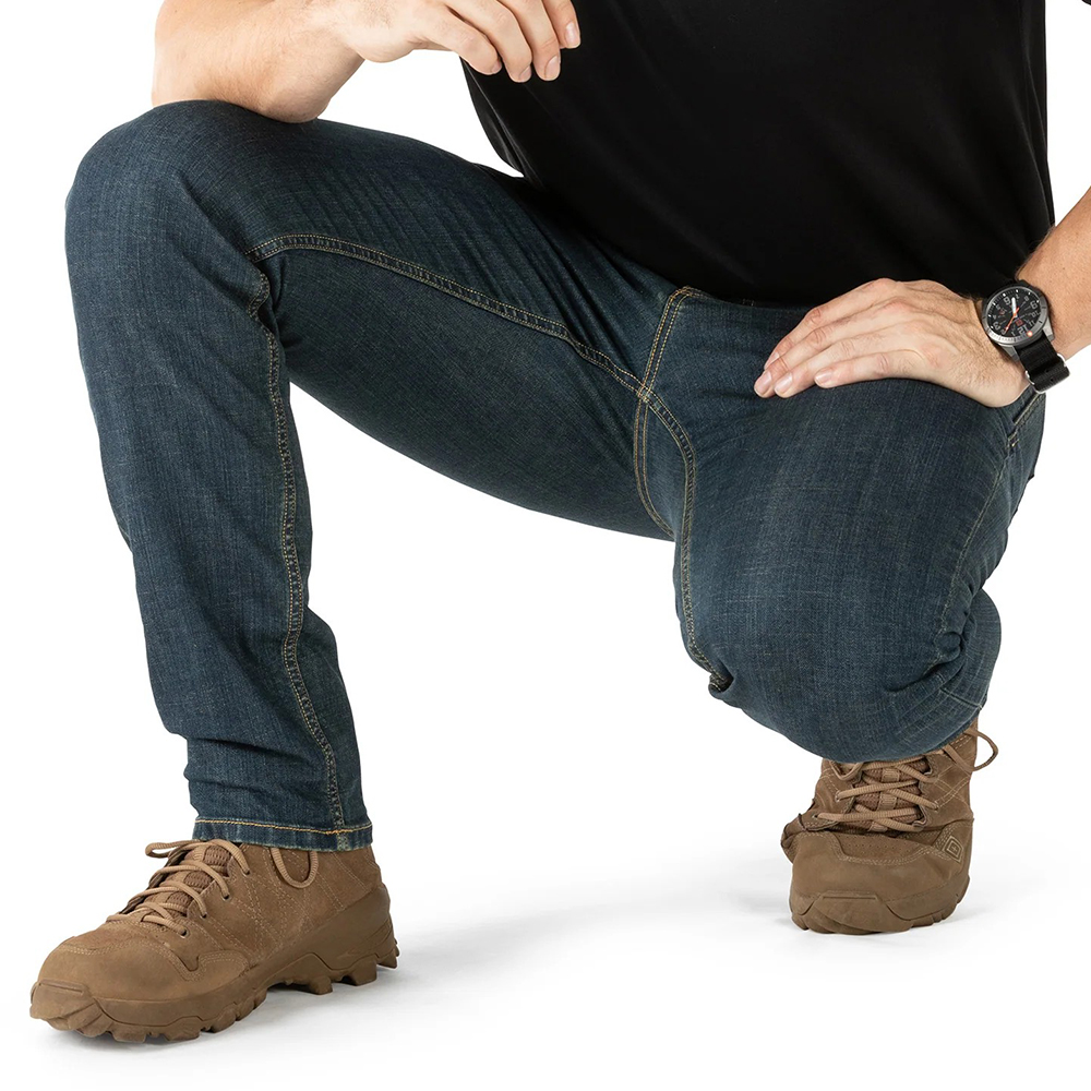 5.11 Tactical ストレッチジーンズ Defender メンズ スリムフィット