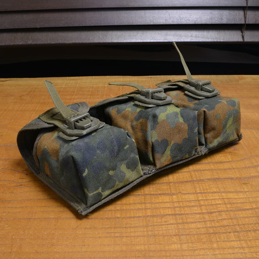 ドイツ軍放出品 グレネードポーチ 3連 KSKベスト用 フレクターカモ