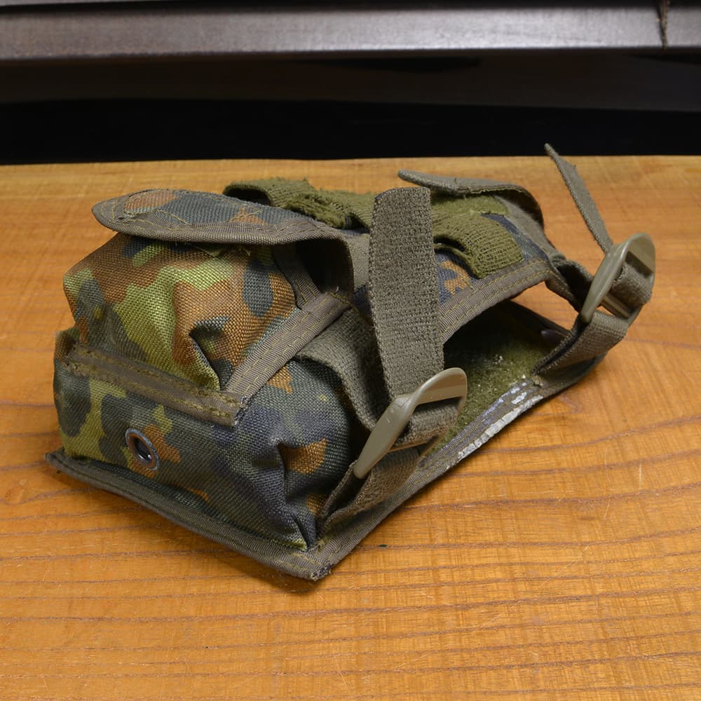 ミリタリーショップ レプマート / ドイツ軍放出品 ラジオポーチ KSK