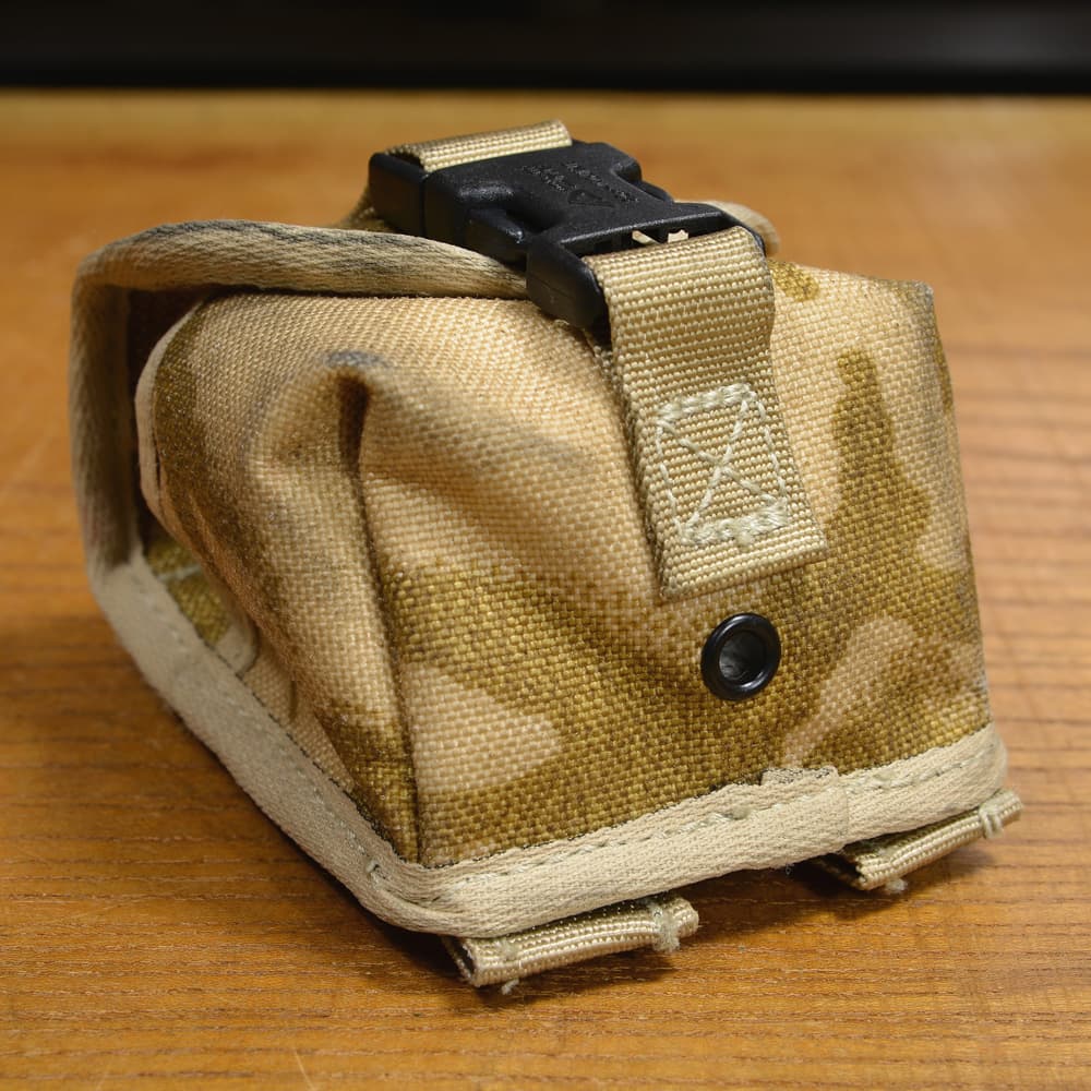 イギリス軍放出品 A.P.グレネードポーチ デザートDPM迷彩 | ミリタリー