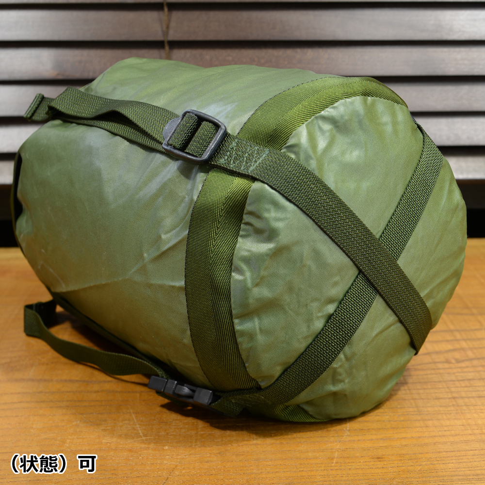 イギリス軍放出品 コンプレッションバッグ 春夏用寝袋収納 蓋付き