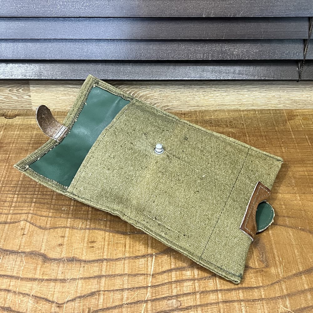 ハンガリー軍放出品 スコップカバー 帆布 折りたたみシャベル用