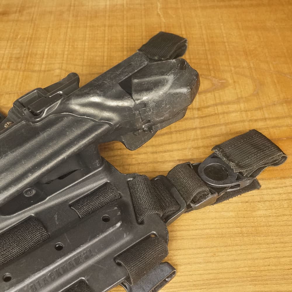 米軍放出品 レッグホルスター BLACKHAWK Serpa L3 ベレッタM92/M9